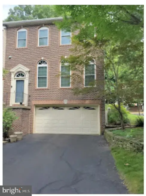 4023 Rosemeade Dr, Fairfax, VA 22033 - #1