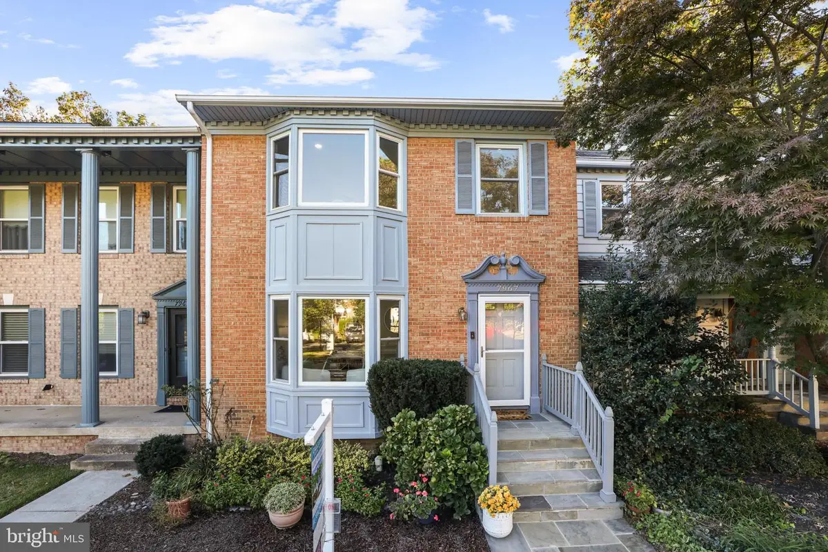 7967 Yancey Dr, Falls Church, VA 22042 - #1