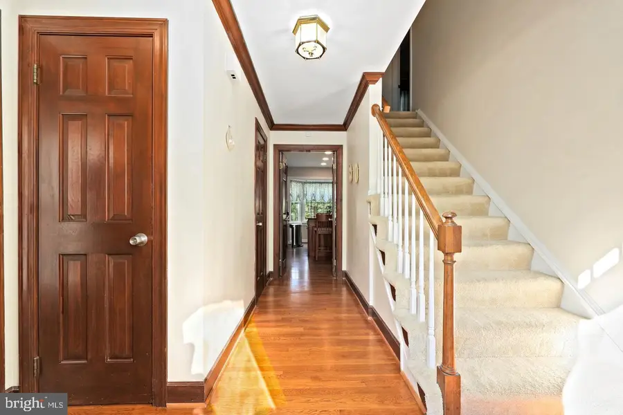 10221 Eagle Landing Ct, Burke, VA 22015 - #3