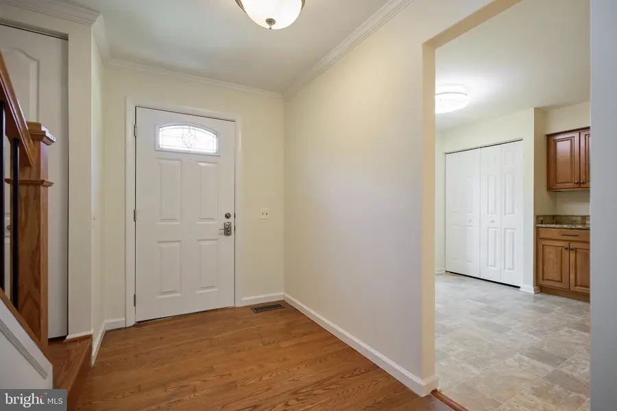5825 Apple Wood Ln, Burke, VA 22015 - #2