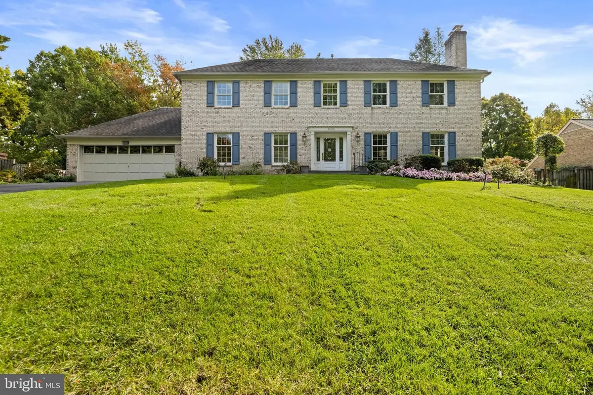 1225 Aldebaran Dr, McLean, VA 22101 - #1