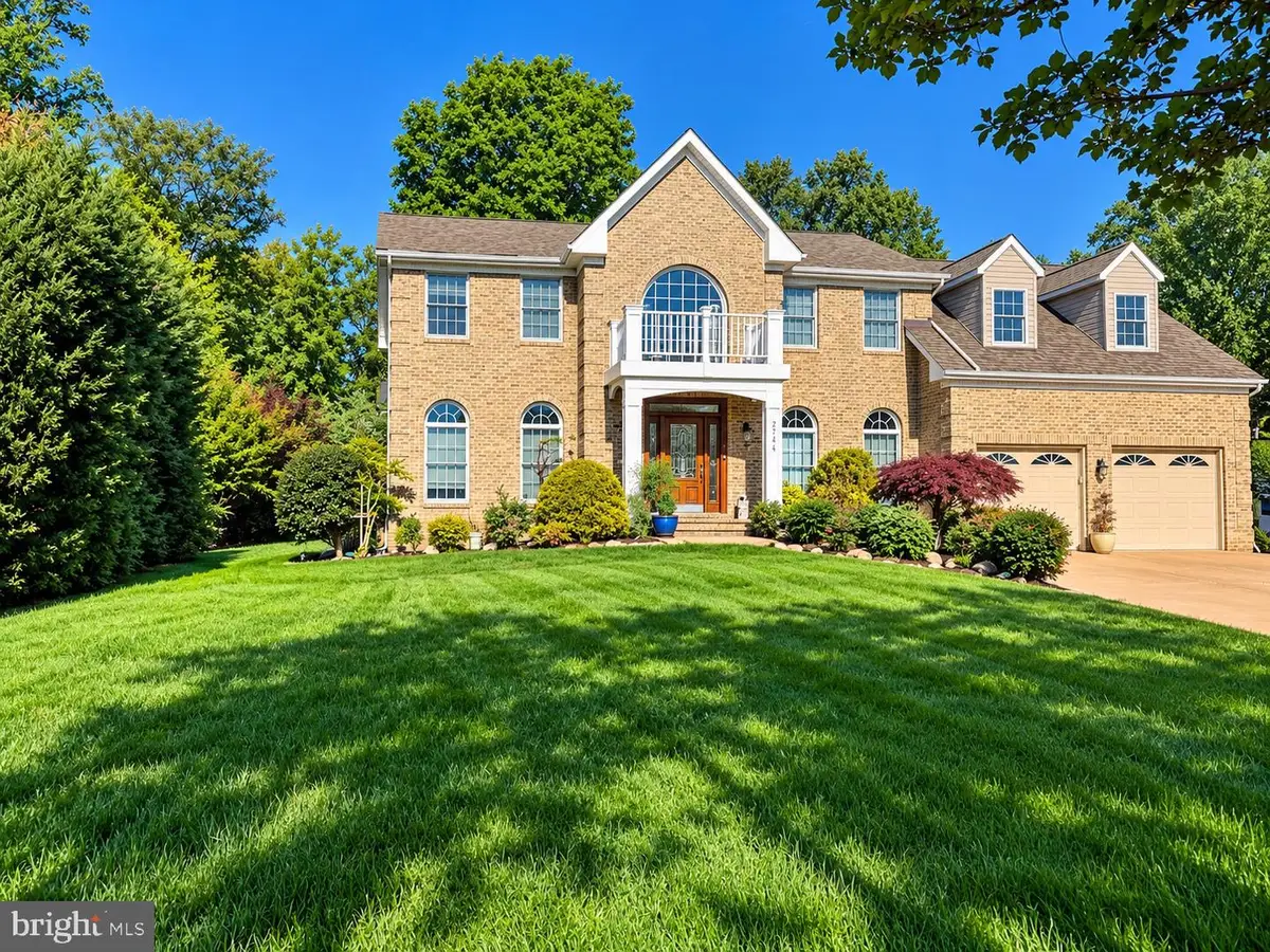 2744 Sutton Rd, Vienna, VA 22181 - #1