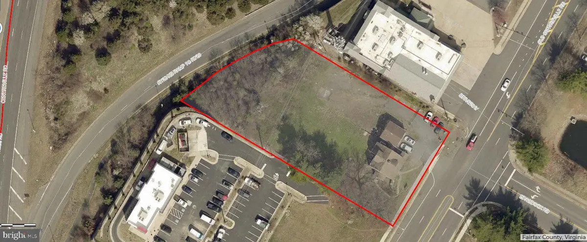 5866 Old Centreville Rd, Centreville, VA 20121 - #1