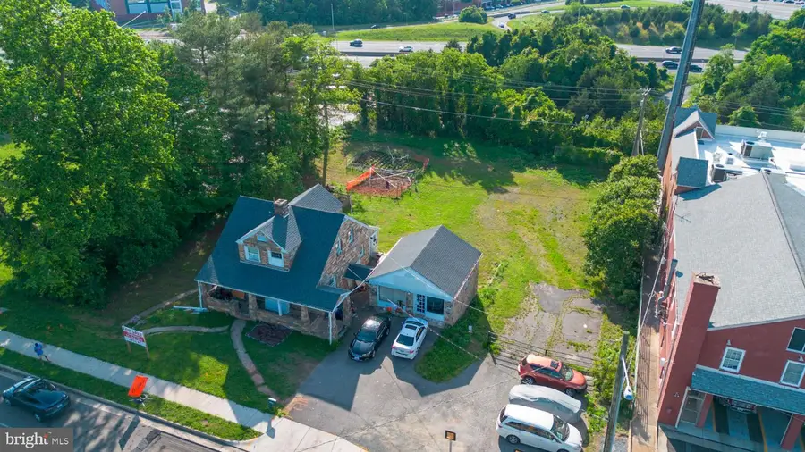 5866 Old Centreville Rd, Centreville, VA 20121 - #3