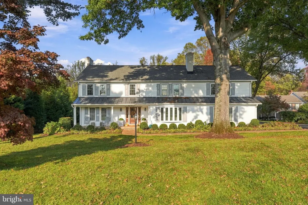 8300 Weller Ave, McLean, VA 22102 - #1