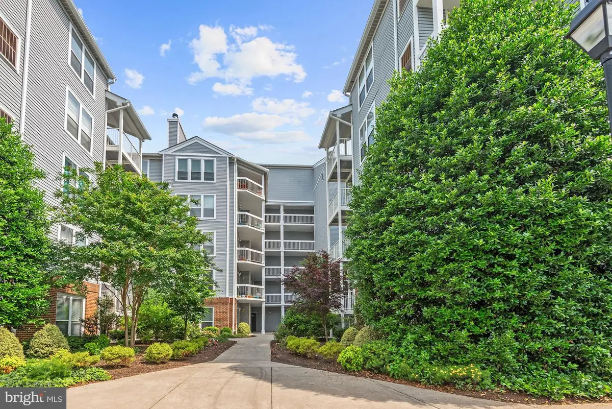 10303 Appalachian Cir #9-214, Oakton, VA 22124 - #1