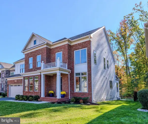 13067 Amber Dell Ct, FAIRFAX, VA 22030