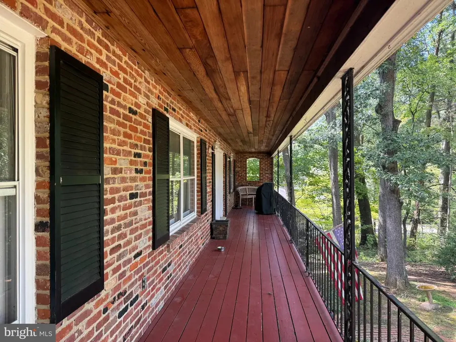 3926 Millcreek Dr, Annandale, VA 22003 - #2