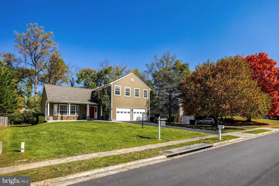 8008 Sandburg Ct, Dunn Loring, VA 22027 - #2