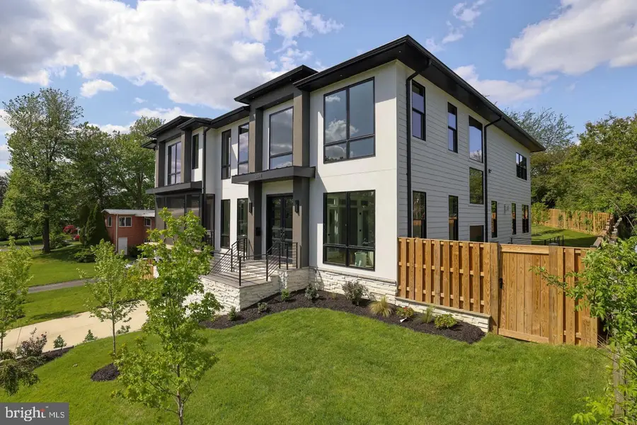 6514 Byrnes Dr, McLean, VA 22101 - #3