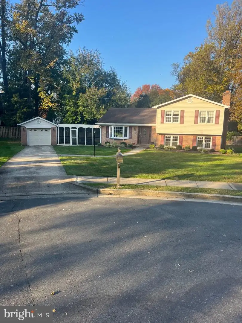 304 Jean Pl Ne, Vienna, VA 22180 - #1