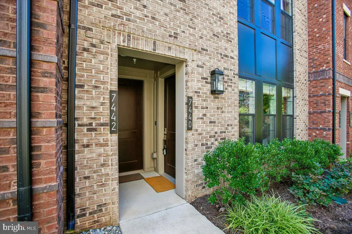 7440 Backett Wood Ter #503, McLean, VA 22102 - #1