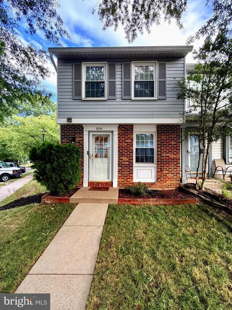 8541 Blue Rock Ln, Lorton, VA 22079 - #3
