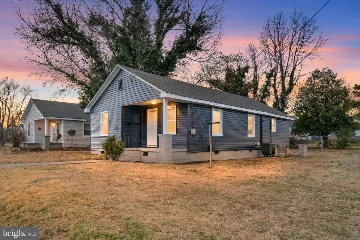 403 Wolf St, Emporia, VA 23847 - Image #1