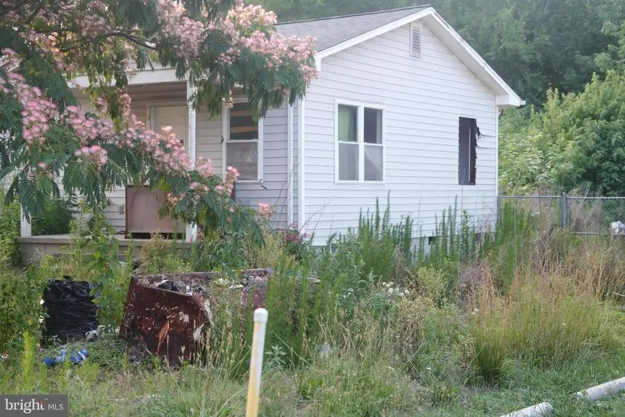 103 Louis St, Emporia, VA 23847 - #3