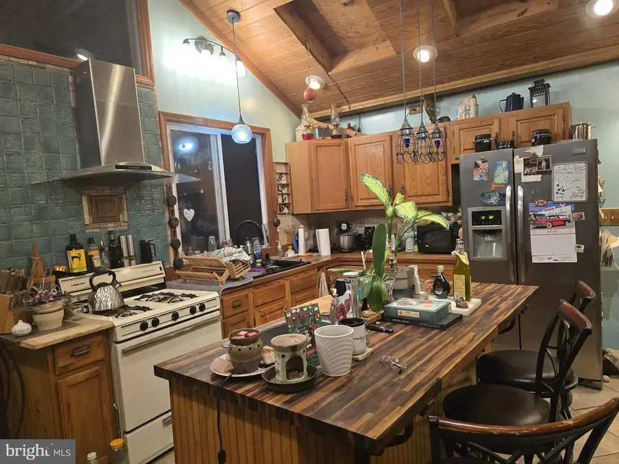 446 Spring Dr, Stanardsville, VA 22973 - #3