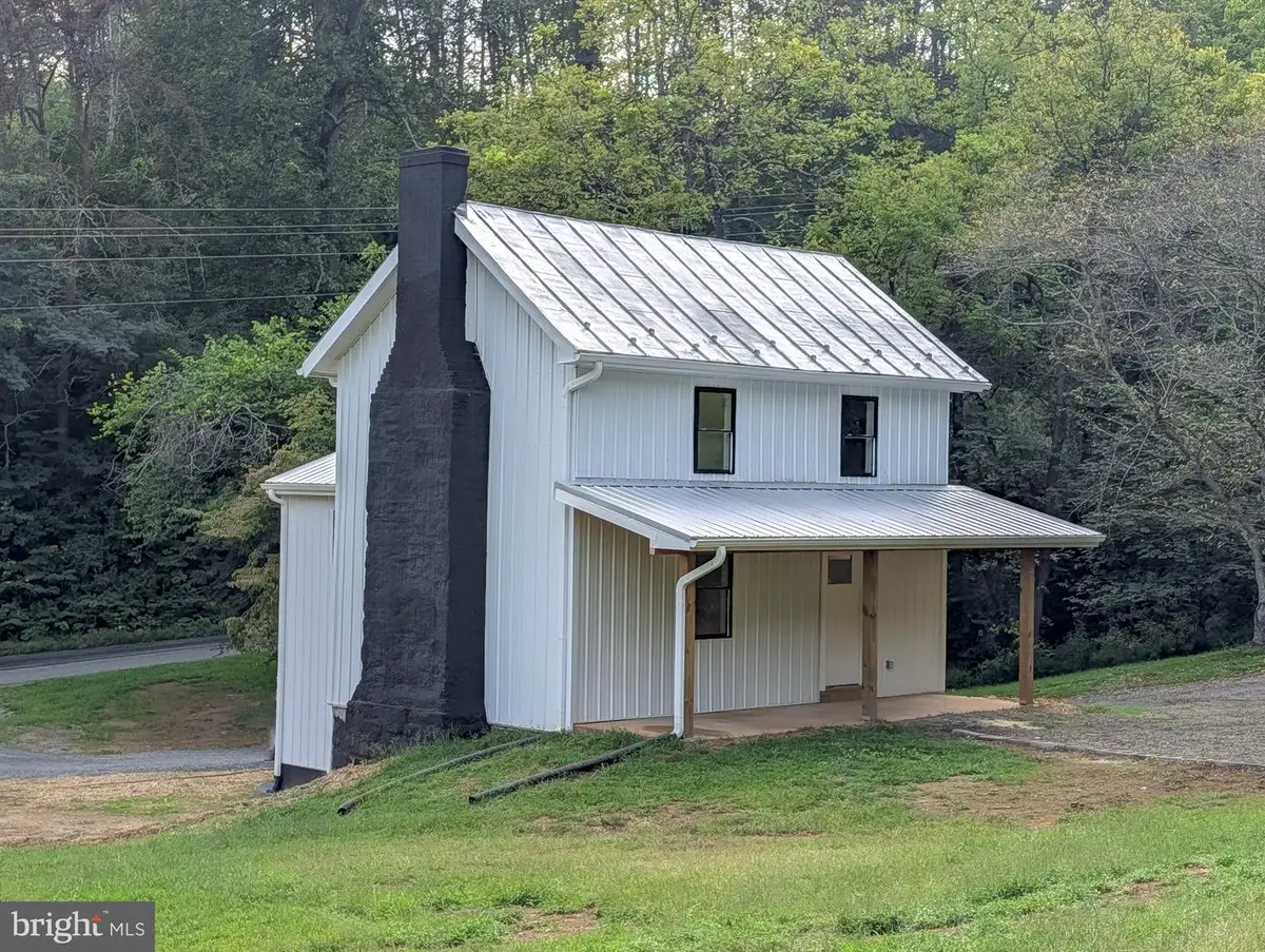 871 Chapman Rd, Stanardsville, VA 22973 - #1
