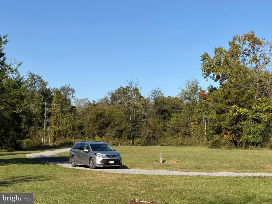908 Keith Rd, Stanardsville, VA 22973 - #3