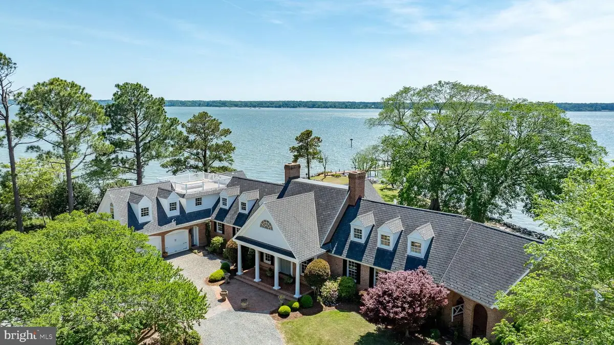 6454 Carmines Island Ln, Hayes, VA 23072 - #1