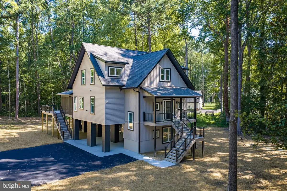 5398 White Hall Rd, Gloucester, VA 23061 - #1