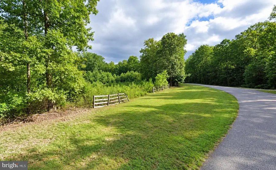 0 Mitchell Rd, Saluda, VA 23149 - #2
