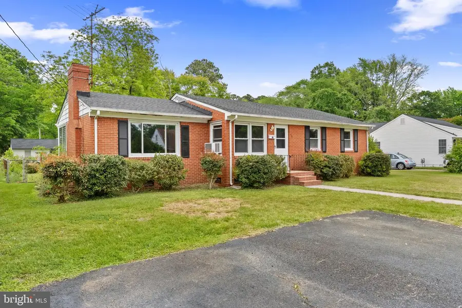 408 Wesley St, Ashland, VA 23005 - #2
