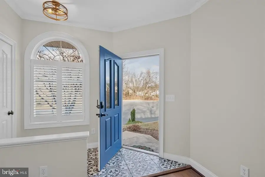 140 Emerald Dr, Harrisonburg, VA 22801 - Image #3