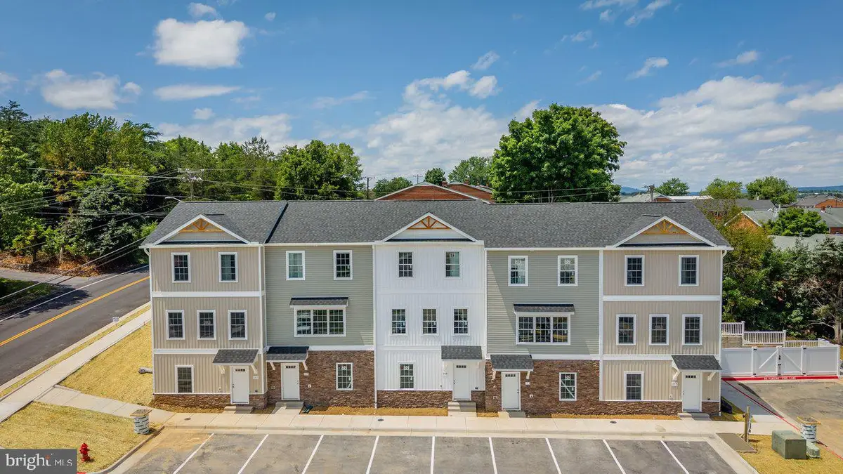 113 Willowstone Ct, Harrisonburg, VA 22801 - #1