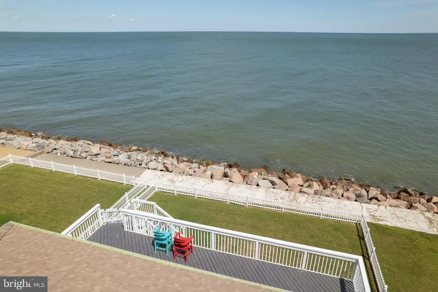 106 Lighthouse Dr, Hampton, VA 23664 - #2