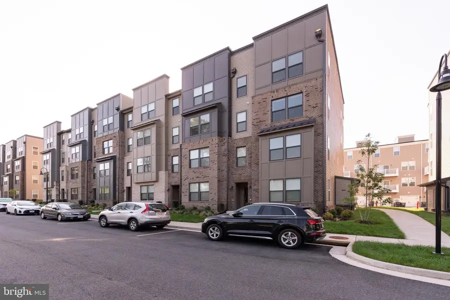 2713-b Acadia Dr #1312, Henrico, VA 23294 - Image #2