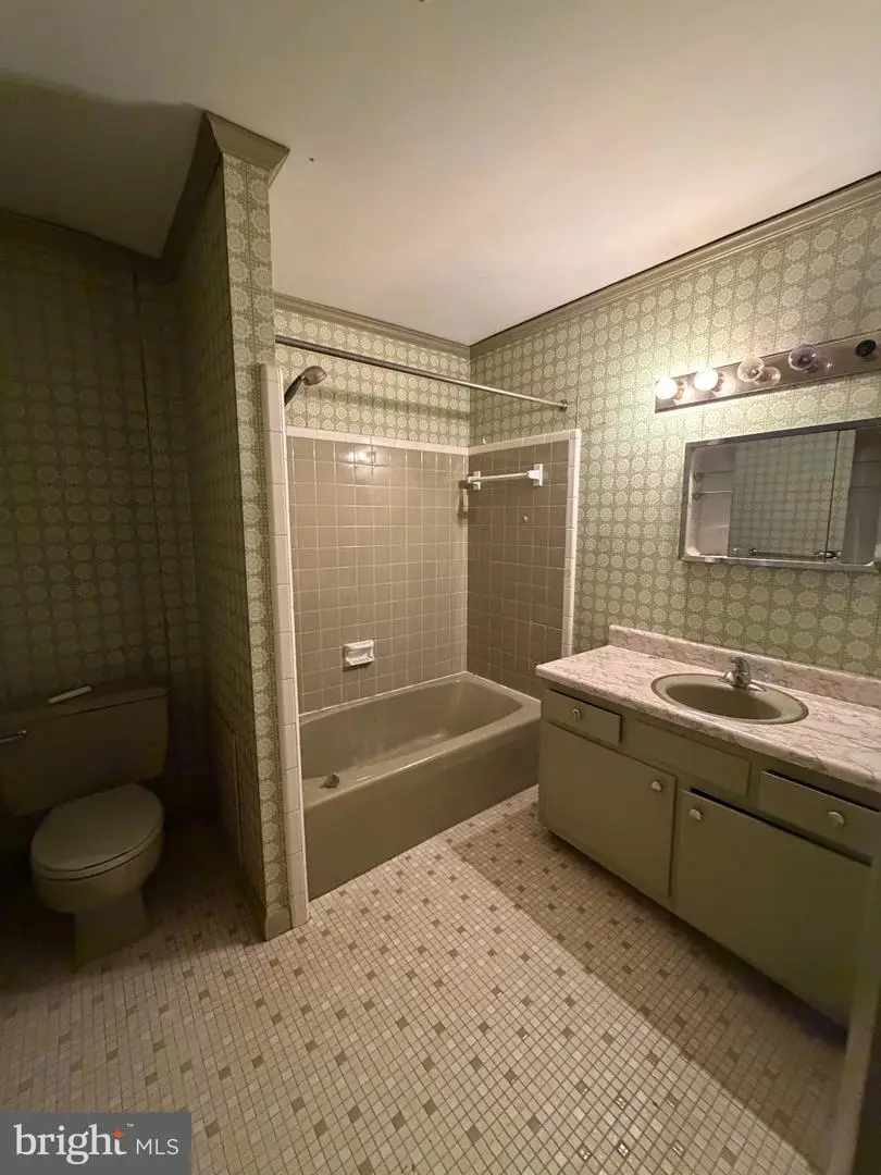 1122 Glidewell Rd, Richmond, VA 23227 - #2