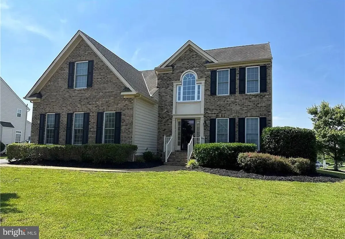 4327 Fox Trotter Dr, Richmond, VA 23223 - #1