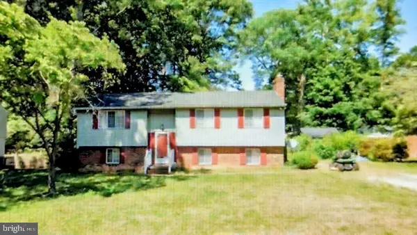 9636 Della Dr, HENRICO, VA 23238