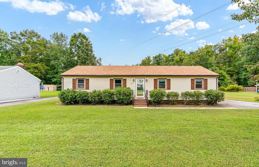 3909 Robin Hood Dr, Hopewell, VA 23860 - #3