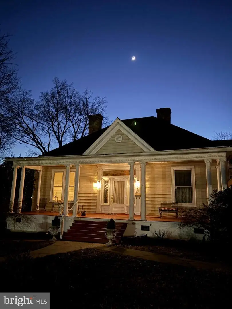 804 Grove Ave, South Boston, VA 24592 - #3