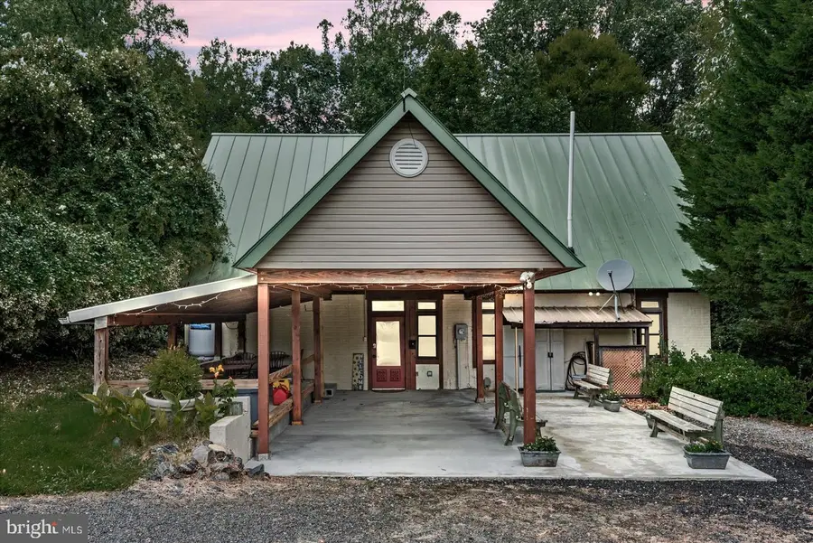 8215 Oak Crest Dr, King George, VA 22485 - Image #3