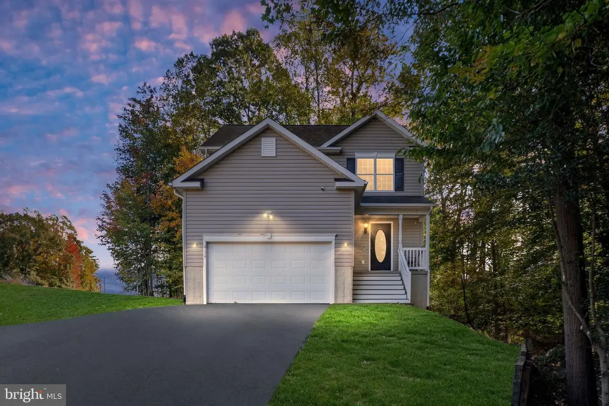 6136 Hobart Cir, King George, VA 22485 - Image #1