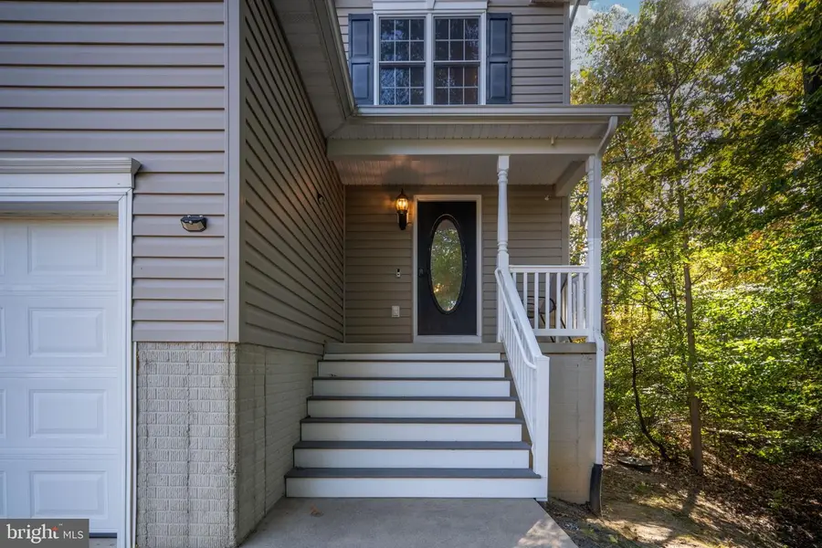 6136 Hobart Cir, King George, VA 22485 - Image #2