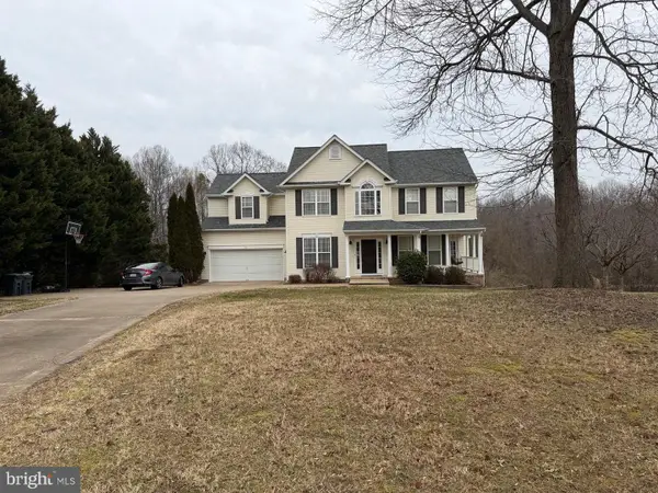 8439 Den Cir, KING GEORGE, VA 22485