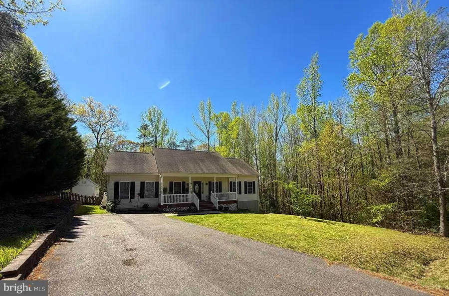 7386 Monroe Dr, King George, VA 22485 - #3