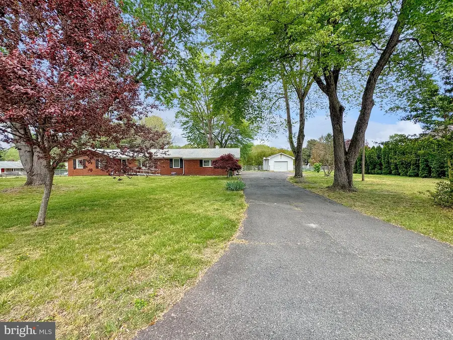 8221 Hickory Dr, King George, VA 22485 - #3