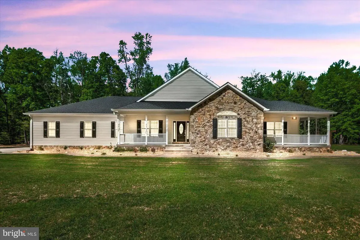 9310 Sandy Beach Ln, King George, VA 22485 - #1