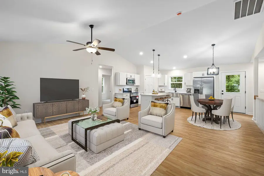 8339 Kennedy Dr, King George, VA 22485 - #2