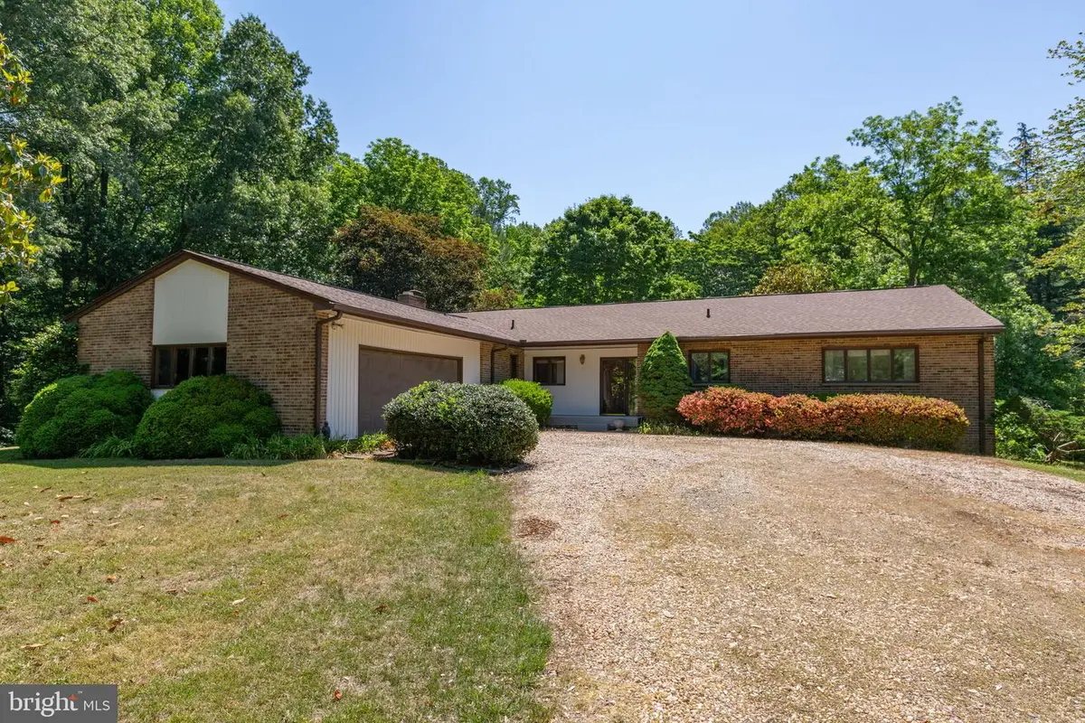 5434 Strawberry Ln, King George, VA 22485 - #1