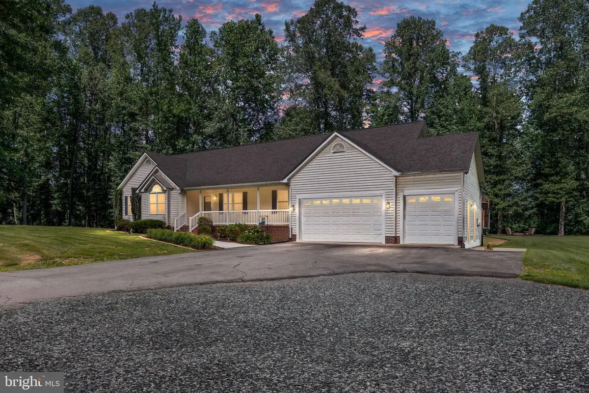 9295 Michael Dr, King George, VA 22485 - #1