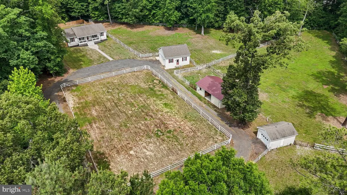 14479 Round Hill Rd, King George, VA 22485 - #1
