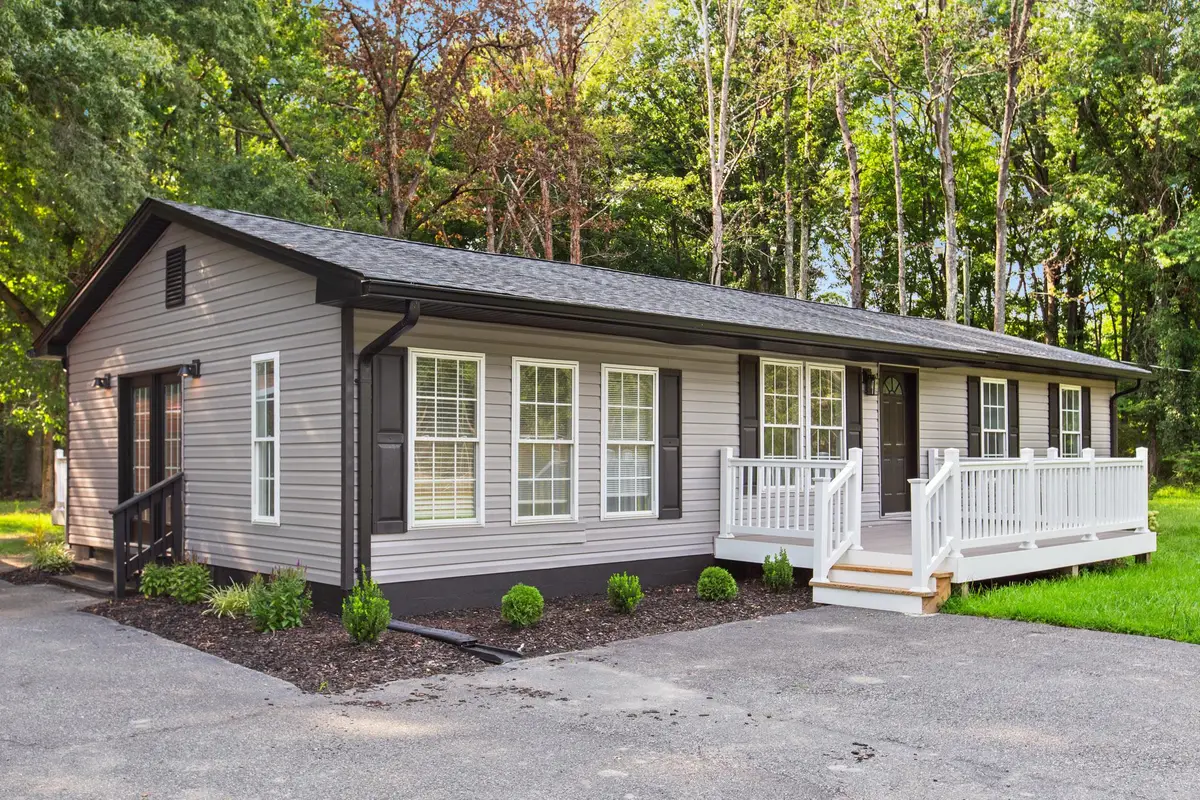 4396 Potomac Dr, King George, VA 22485 - #1