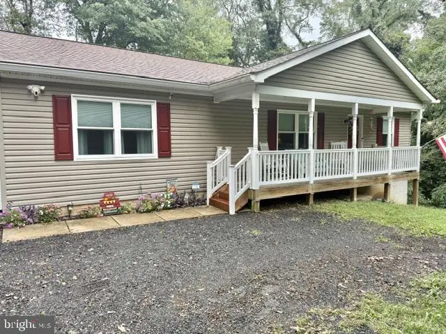 10231 Roosevelt Ln, King George, VA 22485 - #2