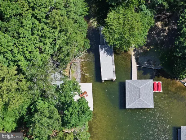 2 Old House, BUMPASS, VA 23024