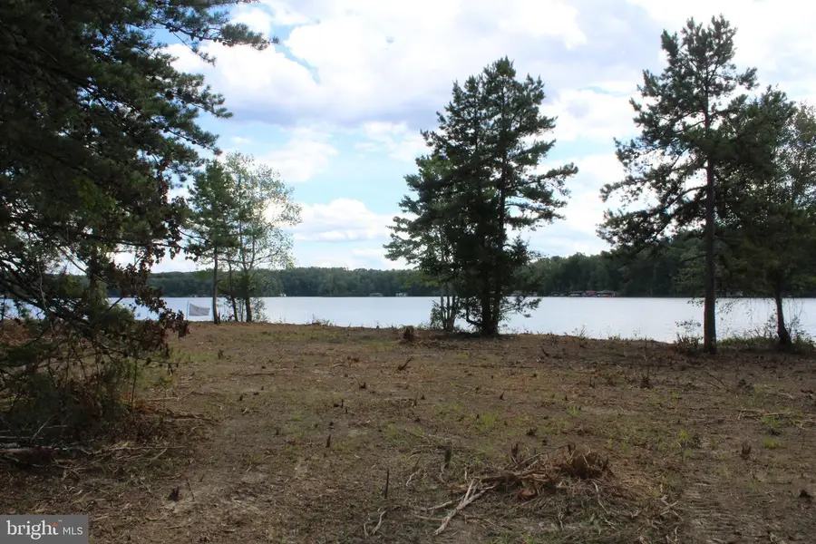 60 Laurelwood Dr, Bumpass, VA 23024 - Image #2